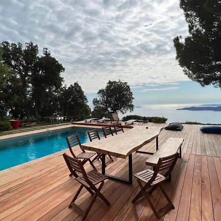 Villa / Vue A Couper Le Souffle Entre Terre Et