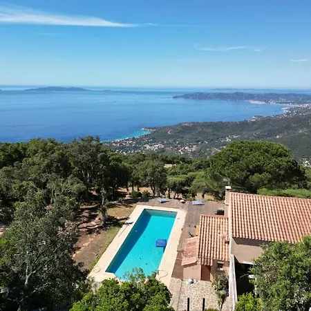 / Vue A Couper Le Souffle Entre Terre Et * Le Lavandou